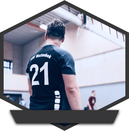 Spieler am Volleyballnetz